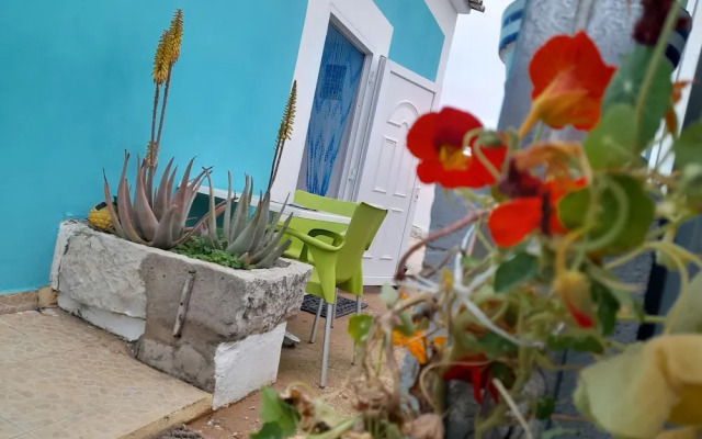 Tropicana Holiday Apartments