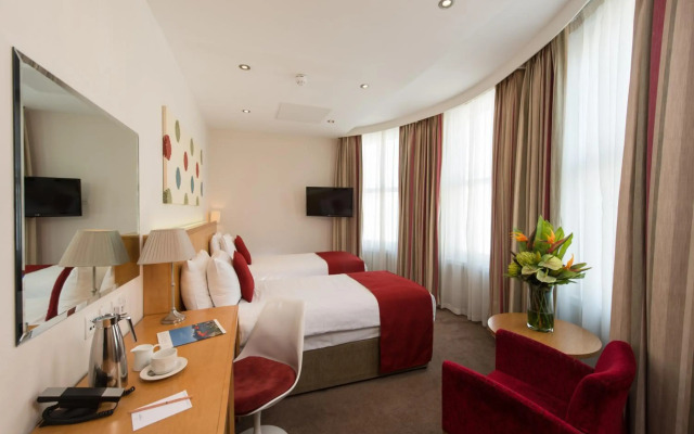 Park International Hotel