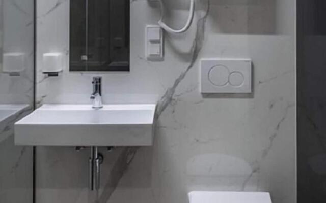 Home & Work Apartments
