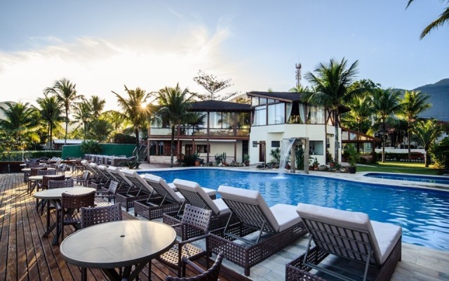 Coconut's Maresias Hotel