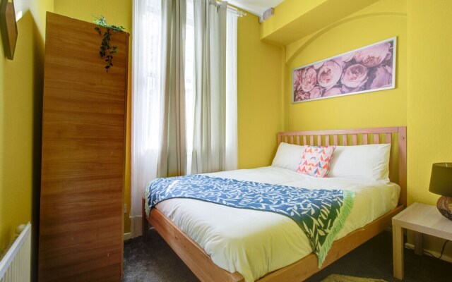 Inviting 2-bed Budget Apartments in Central London