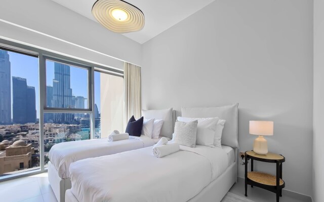 Manzil - 2BR | Downtown | Full Burj Khalifa view