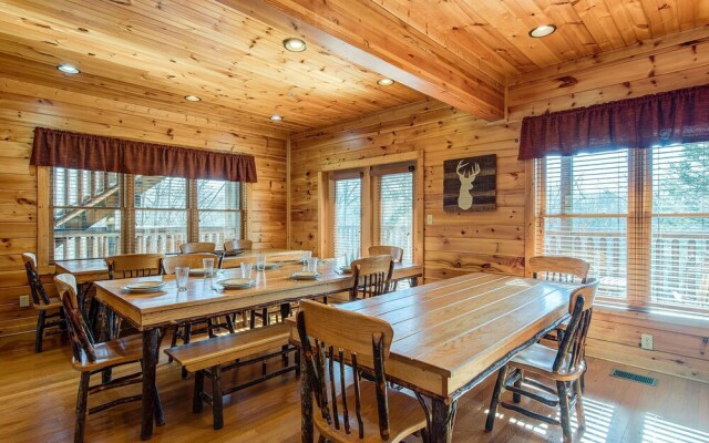 Gatlinburg Majesty by Jackson Mountain Homes