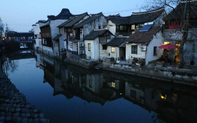 Xitang Yiyuan Theme Inn