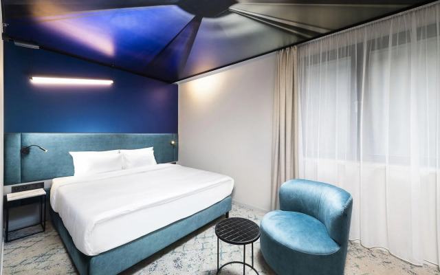 Three Corners Downtown Hotel