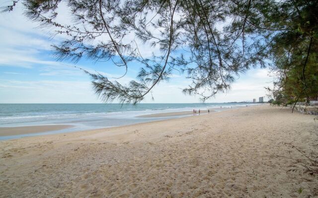 C-Shore Private Beachfront House