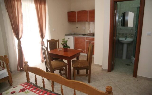 Apartments Giljača