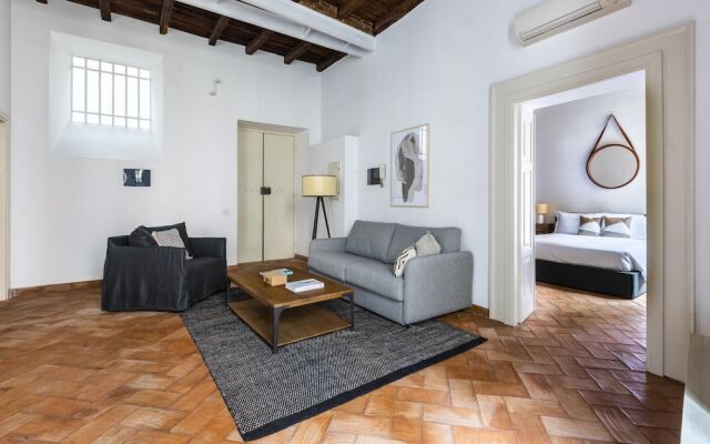 Sonder — Piazza dell'Orologio