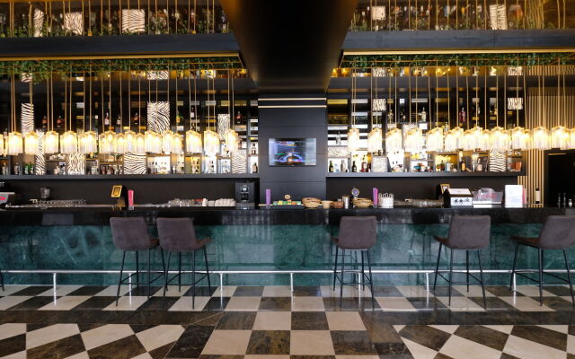 Seaden Sea World Resort & Spa