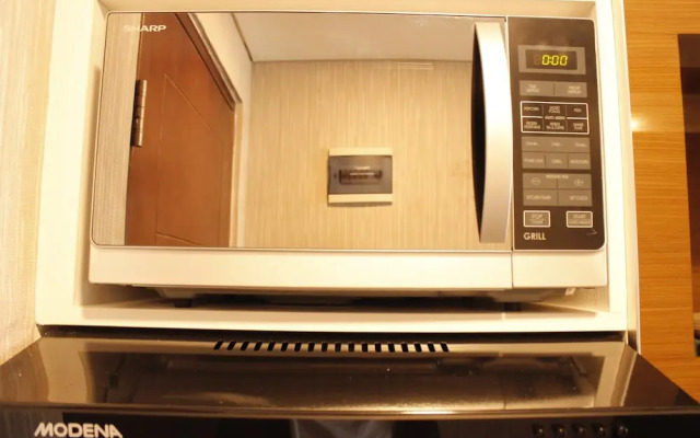 Classic 2BR Apartment At Gateway Pasteur near Exit Toll