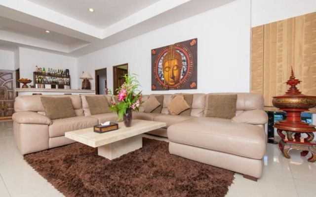 La Romanee Infinity Villa by Jetta