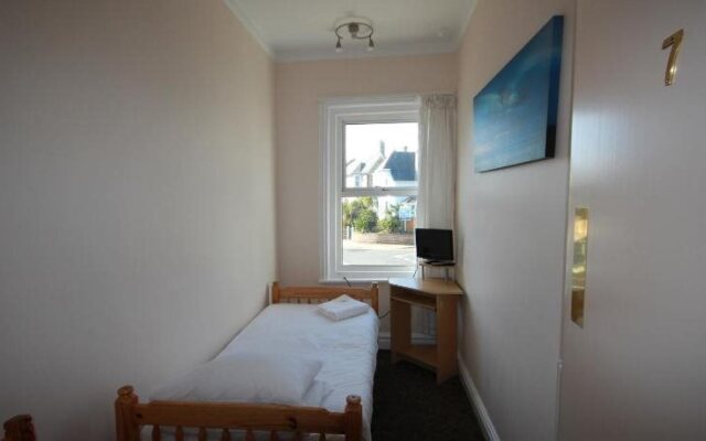 Dolphins Hotel