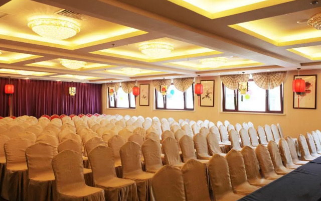 Central Business Hotel