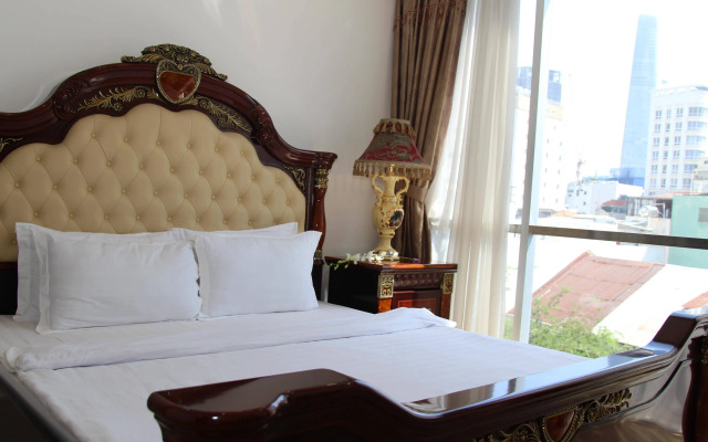 Happyland Hotel