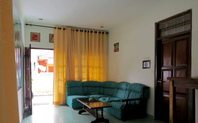 Morotai Camp Hostel -Adult Only
