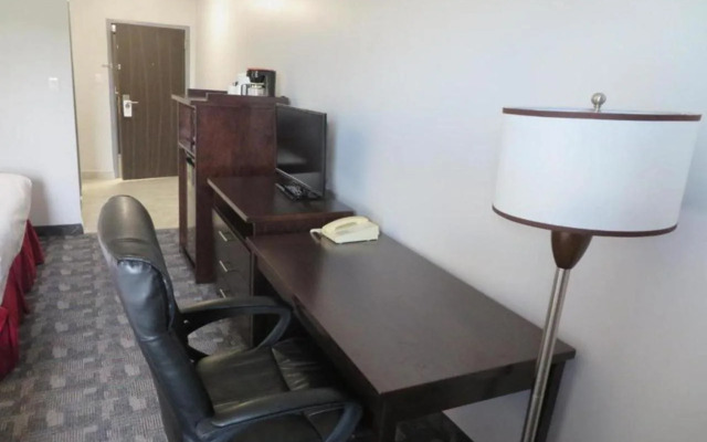 Travelodge by Wyndham Rosetown