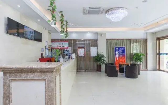 Yihao Hotel (Shanghai Huinan subway station store)