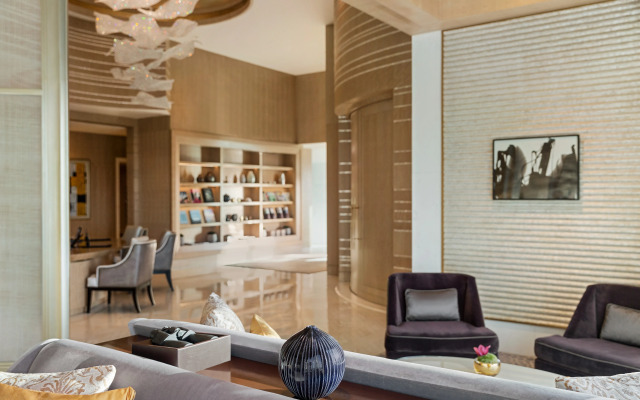 Shangri-La Residences at the Fort, Manila