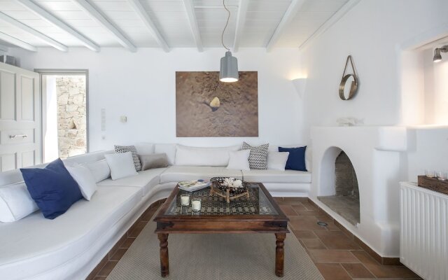 Mykonos Villas by Stylish Stays