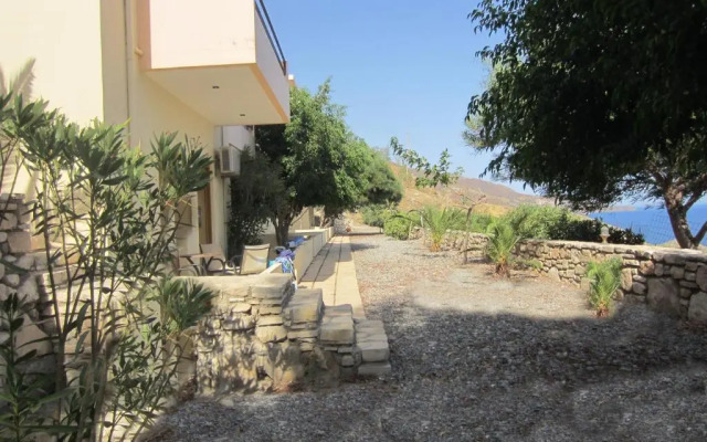 Sfinias Hotel