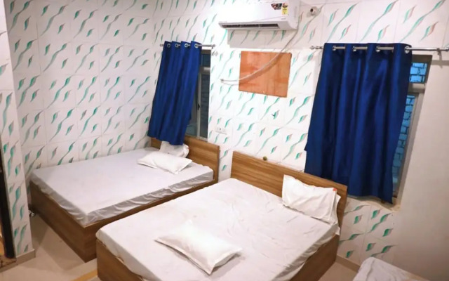 Goroomgo Bhagwaan Das Varanasi