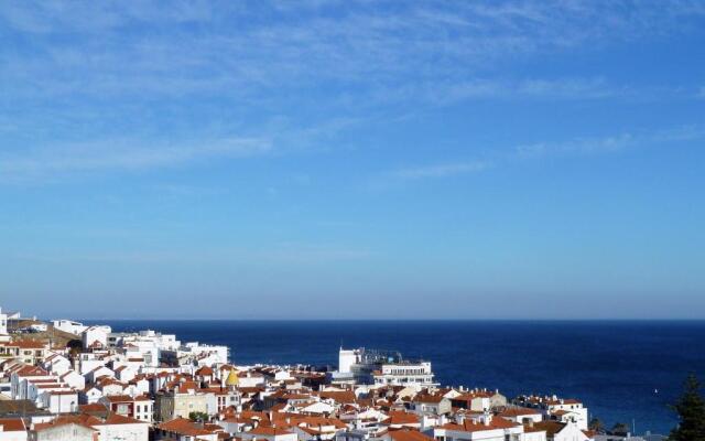 Sesimbra 99 - T2 Apartment