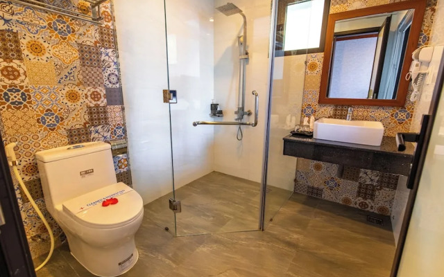 Jade Scene Hotel