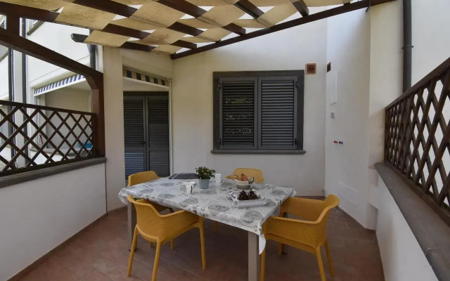 2-room Apartment On The Upper Floor - Inh 29315