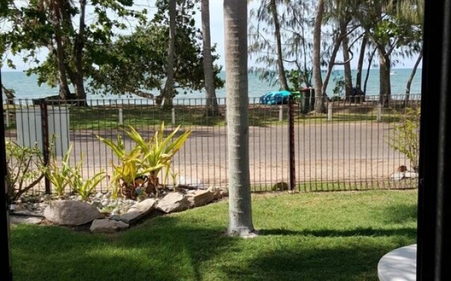 Peg's Beach House