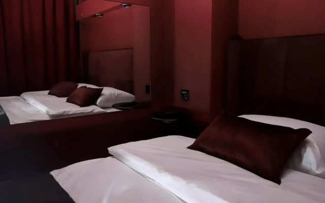 Рай на Владимирском