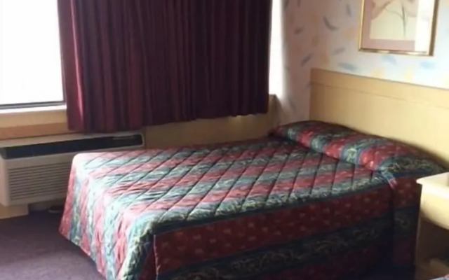 MacThrift Motor Inn