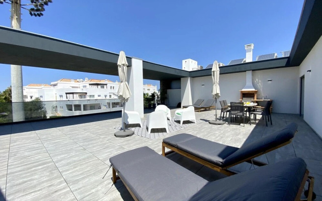 Tavira Grand Balcony With Pool by Homing