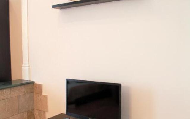 Apartment Naberezhnaya 1