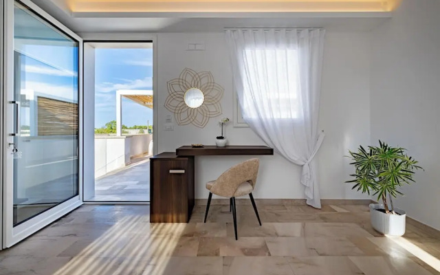 Lisària Villa Delle Meraviglie with pool