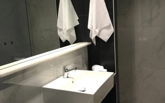 GQ Hotel & Club - Adults Only
