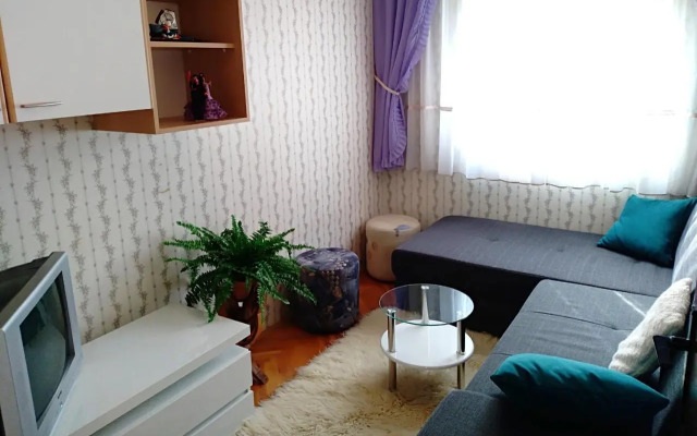 Apartments by the sea Vinisce, Trogir - 10241
