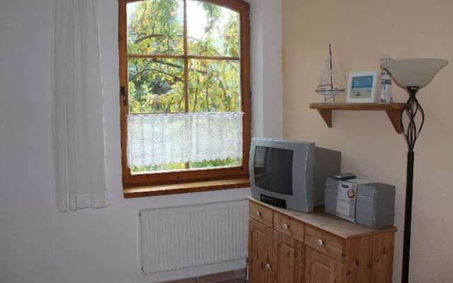 Lavish Apartment in Kägsdorf With Garden