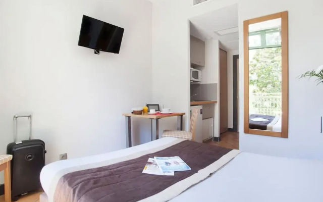 Stately Studio in the Center of Nice