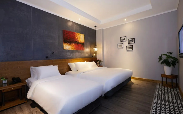 Hanoi Calido Hotel