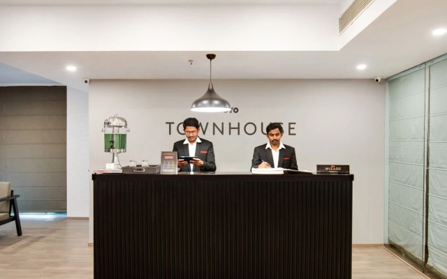 OYO Townhouse 228 Hotel Alana
