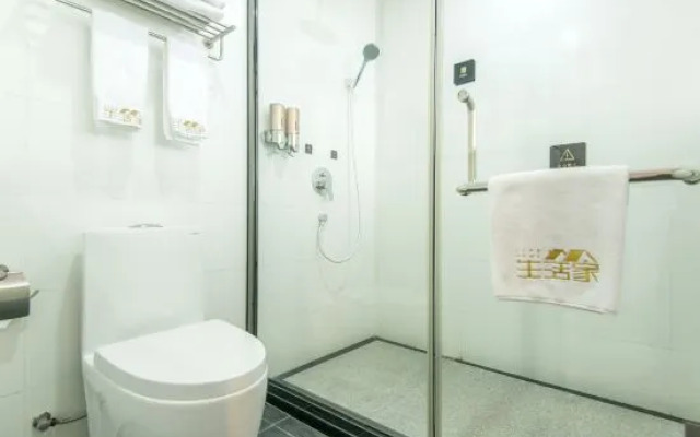 Life Home Boutique Hotel