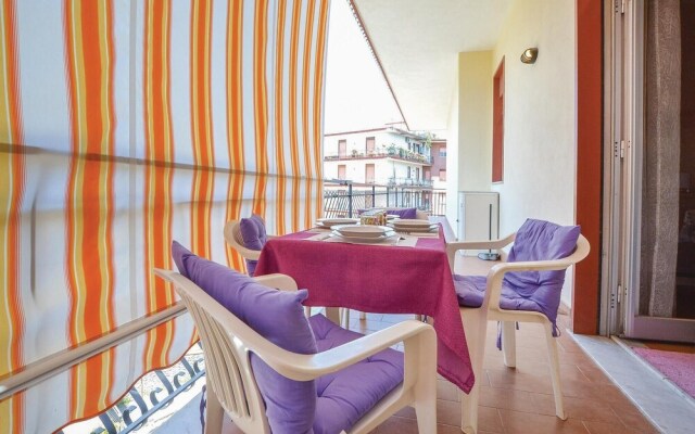 Amazing Home in Giarre With Wifi and 3 Bedrooms