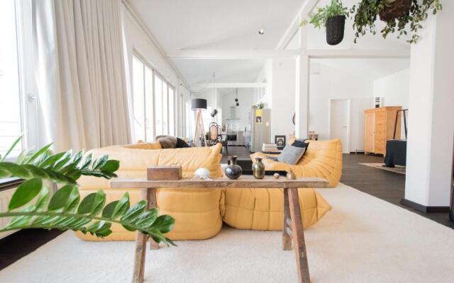 Weimar Central Artist Loft - 120 M2