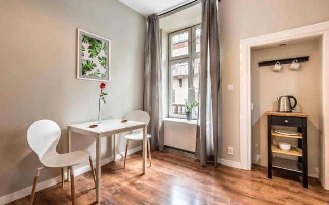 Flamingo Hostel