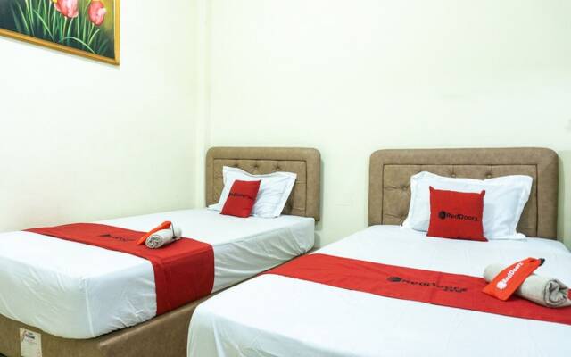 RedDoorz @ Gatot Subroto Ende