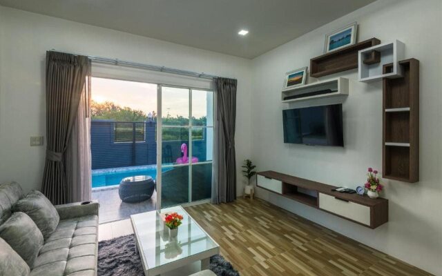 Lark Pool Villa Krabi