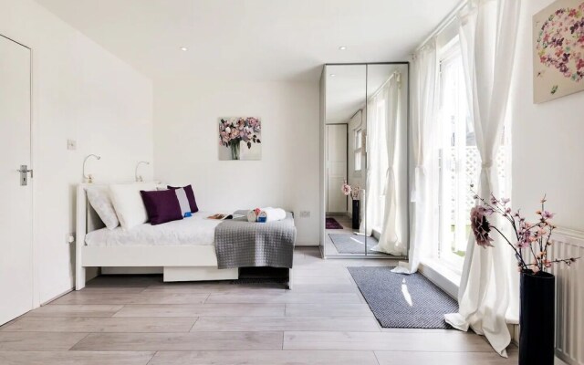 The Armadale Road Residence II