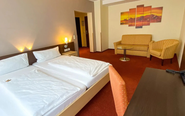 PHÖNIX Hotel