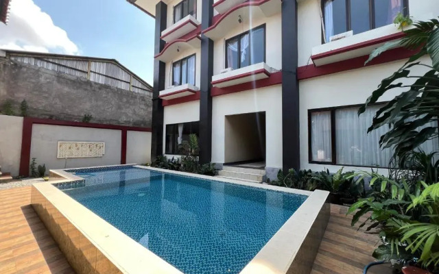 Puri Samaritan Hotel & Restaurant