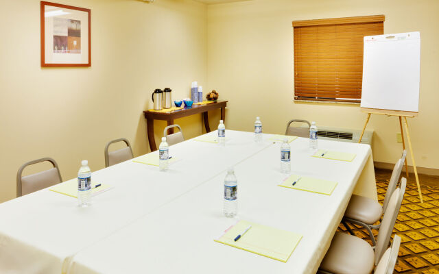 Candlewood Suites Harrisburg I-81 - Hershey Area by IHG